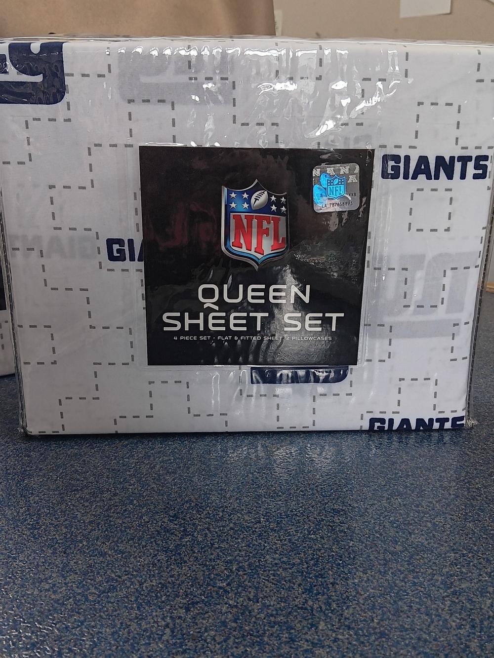 NFL Queen Sheet Set - White with Navy 'NY Giants' Accents 🏟 🏈